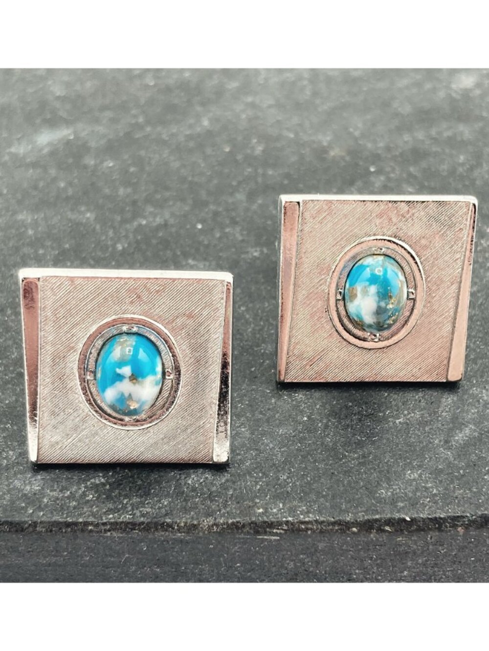 ANSON Vintage gold flecked turquoise lucite silver tone metal square cuff links - Picture 5 of 10
